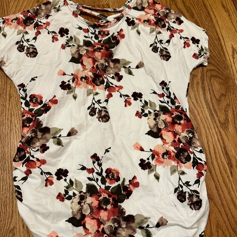 Size small maternity top